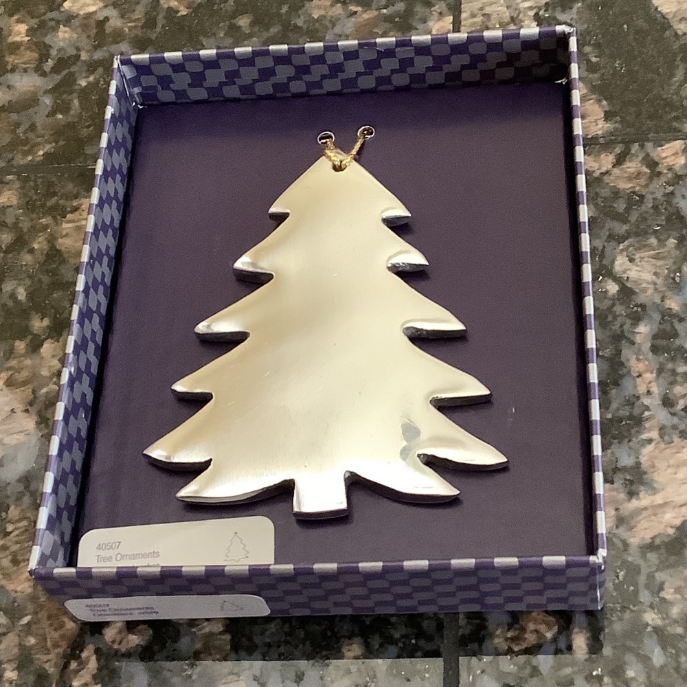 Luna Christmas tree ornament